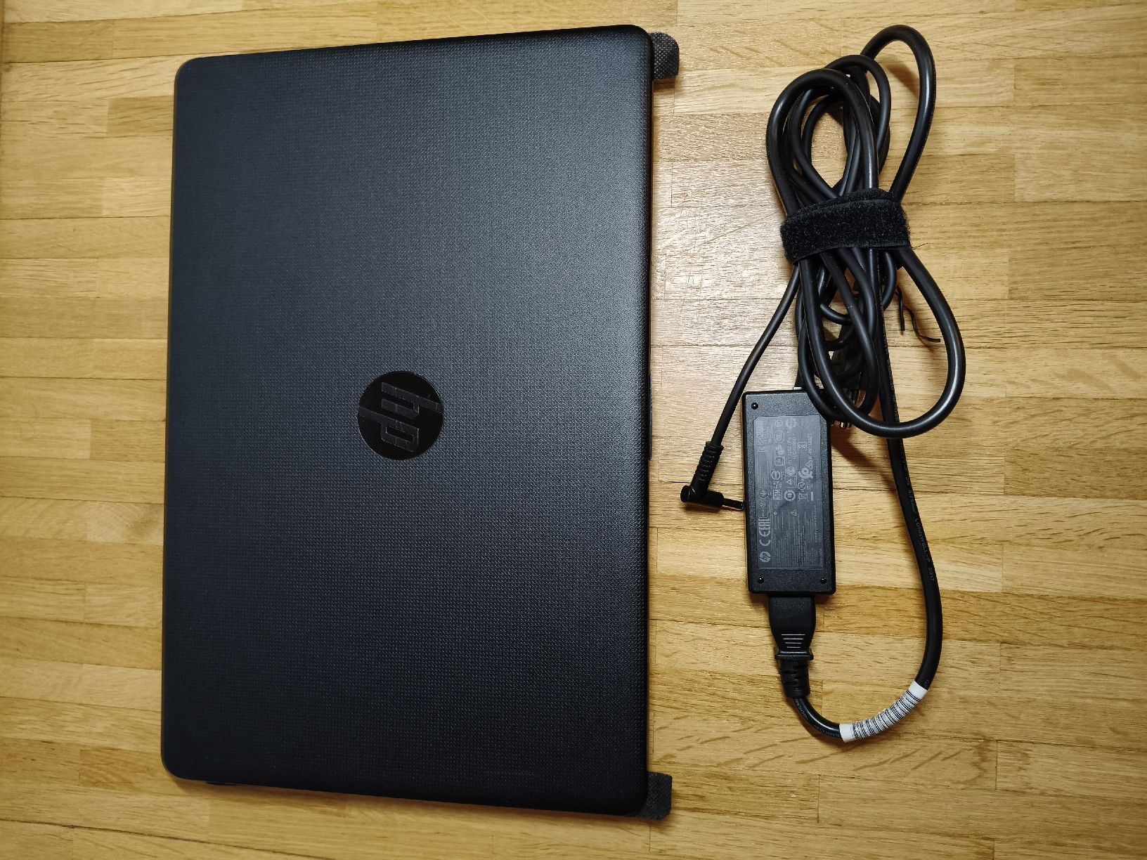 Notebook: HP 15.6" Laptop Schule Notebook Top Zustand – Usato da Basel venduto da mel_gh8b 2