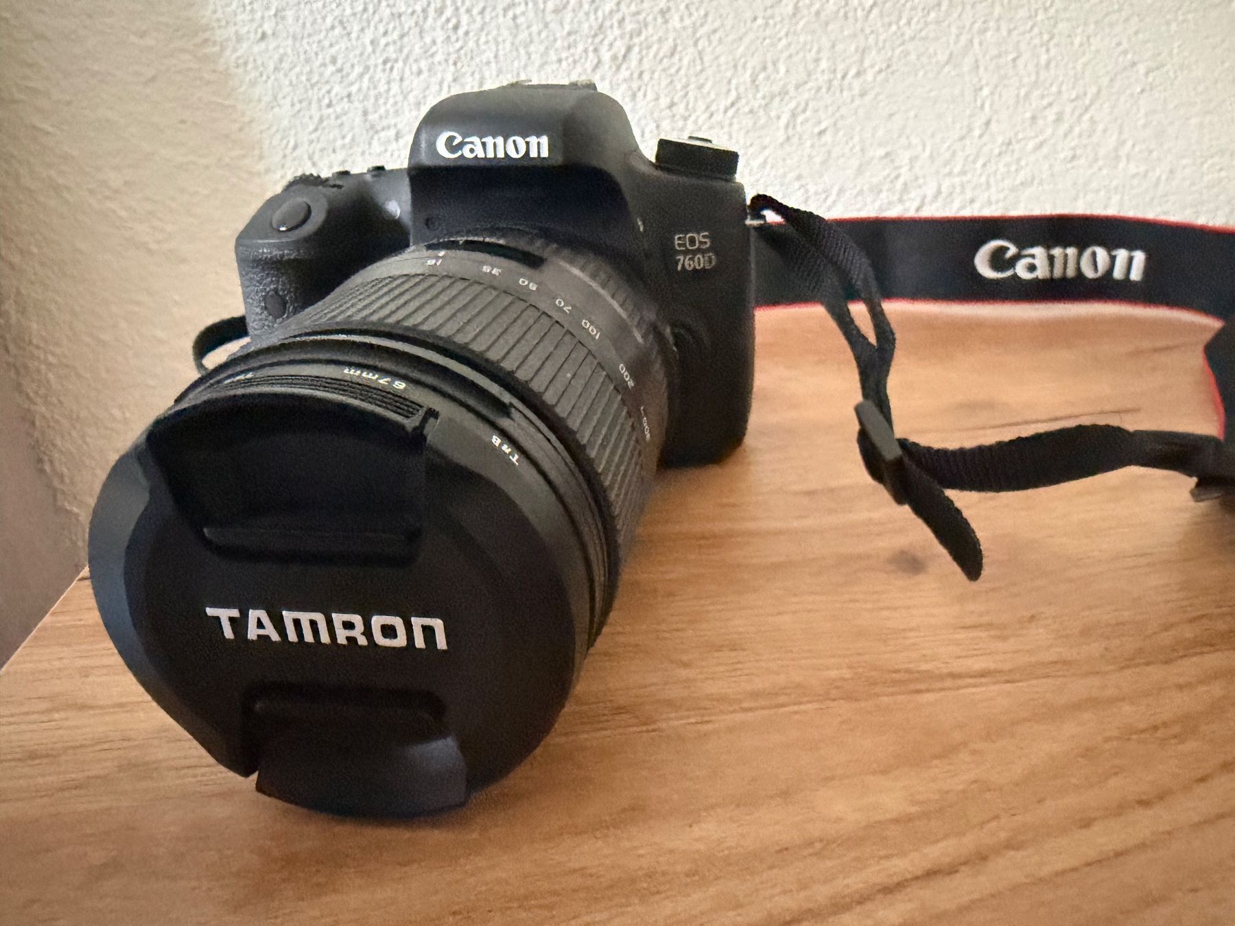 Canon Fotocamera: Canon EOS 760D Spiegelreflexkamera – Usato da Neuenhof venduto da rob_l2c8 2