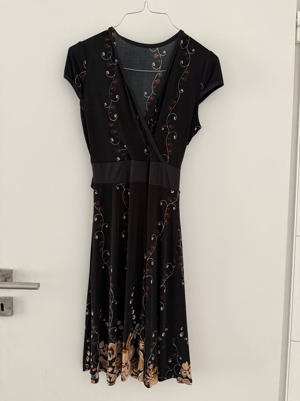 Vestiti: Hübsches Kleid Gr. 34/36 – Usato da Oetwil an der Limmat venduto da Prinzaessli123