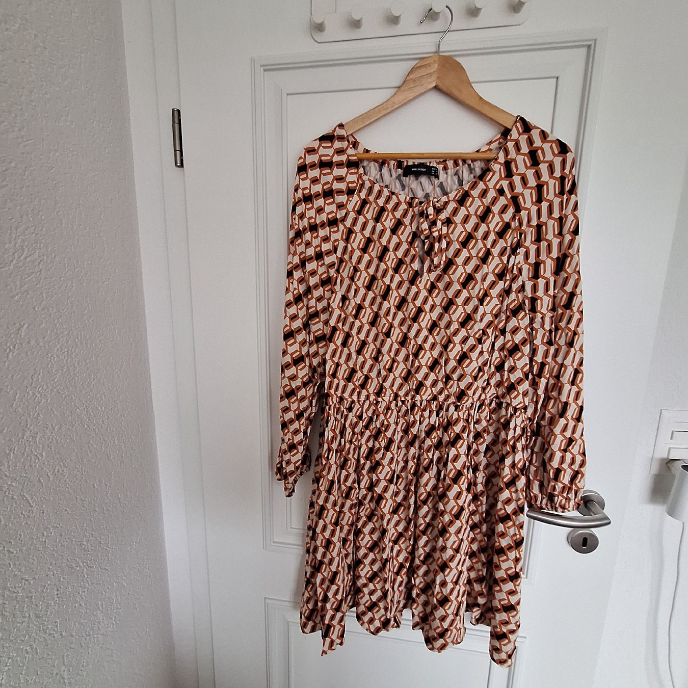 Hallhuber Kleider: Hall huber Damenkleid – Gebraucht aus Rümikon AG von ang_h9cm