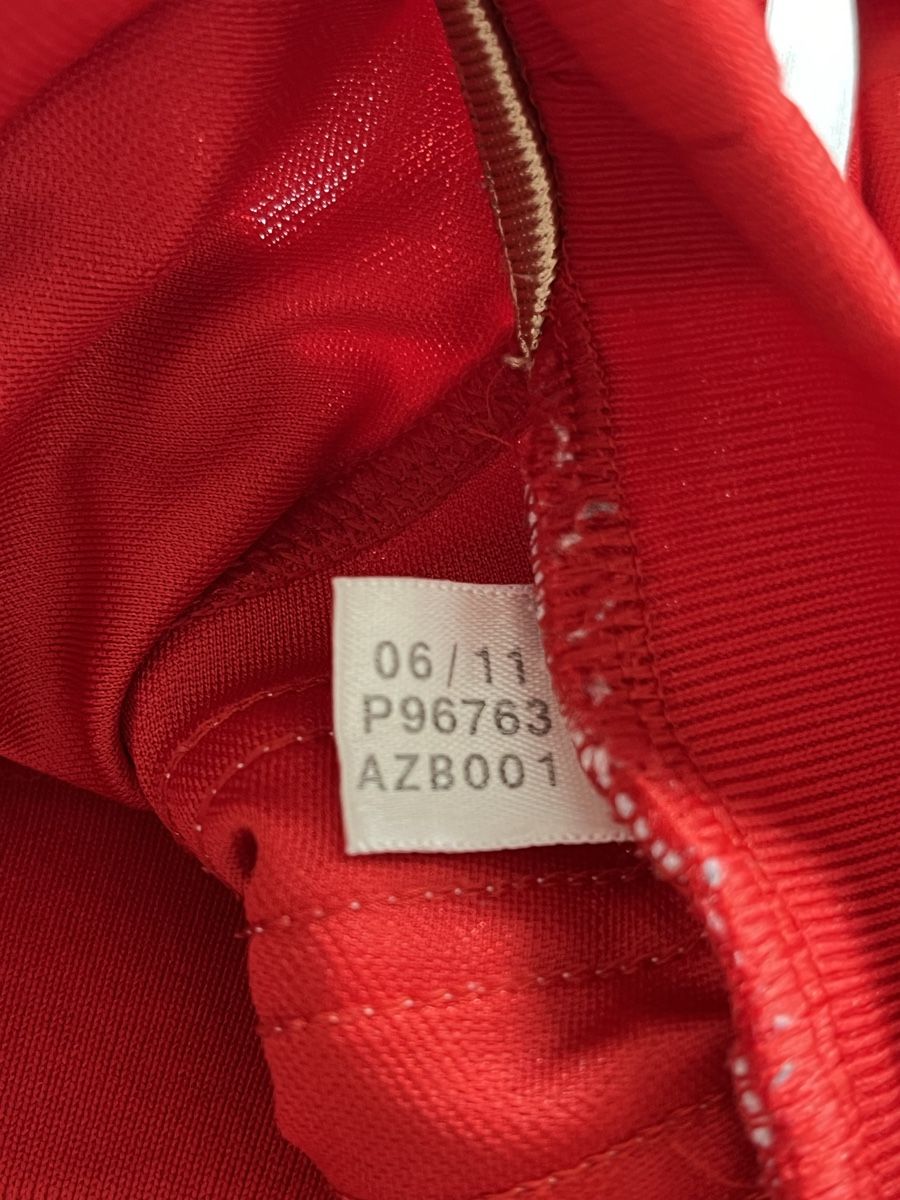 Adidas Canottiere & Pantaloni: Original Agger Liverpool 2010-2012 Trikot L – Usato da Burgdorf venduto da Shirtsy 3