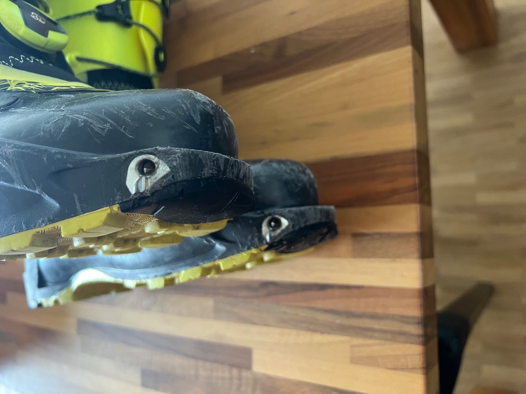 Scarpa Herrenschuhe: Scarpa Alien RS 27 Mondopoint / Gr. 42 – Gebraucht aus Luzern von  5