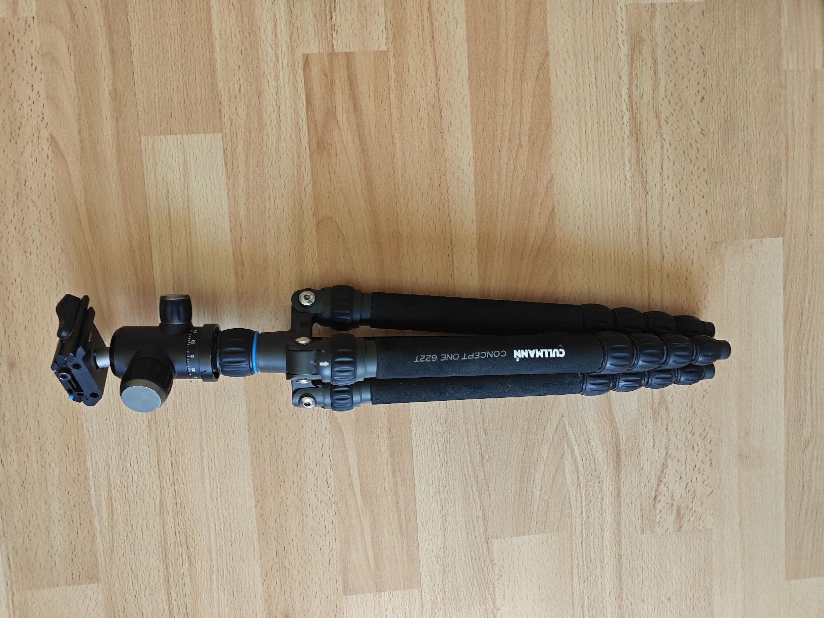 Stative & Köpfe: Cullmann Stativ – Gebraucht aus Rodels von GarpGry