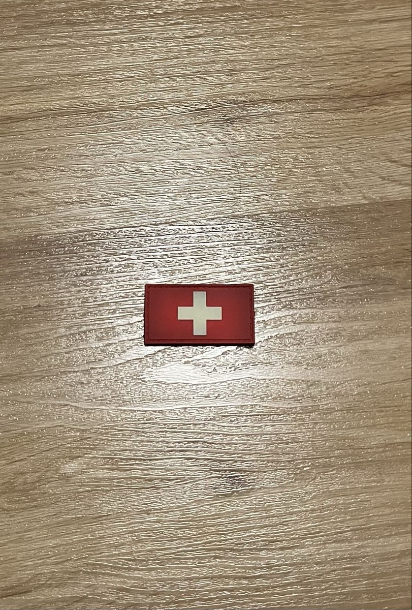 Placchette & Badge: Schweiz PVC Badge Klett – Nuovo (secondo la descrizione) da Flaach venduto da Chillhouse