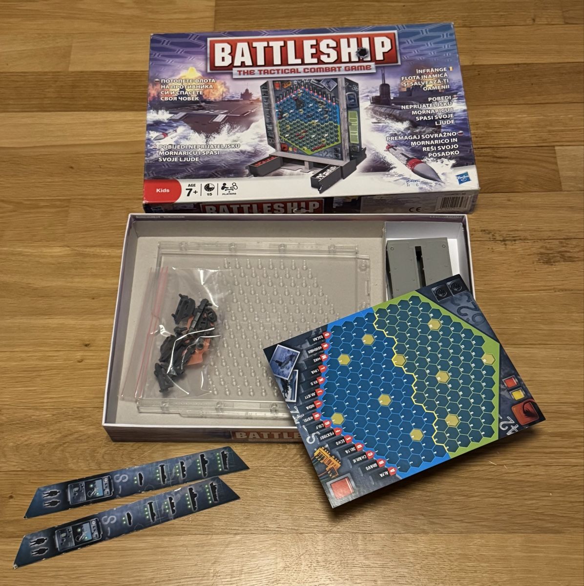 Hasbro Spiele: Battleship TaktikSpiel von Hasbro – Gebraucht aus Herisau von Seyashop1 1