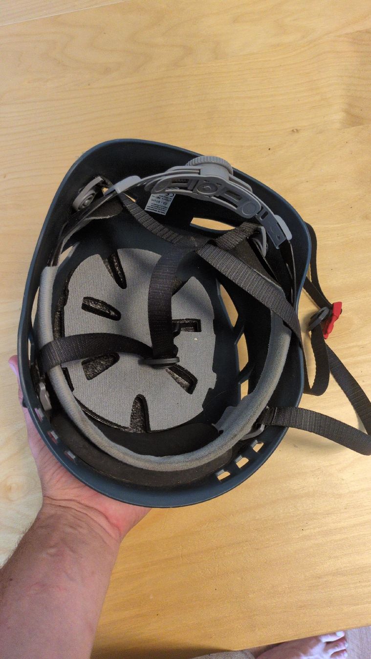 Casques: LACD Kletterhelm  – D'occasion à Zürich par TimSuter 1