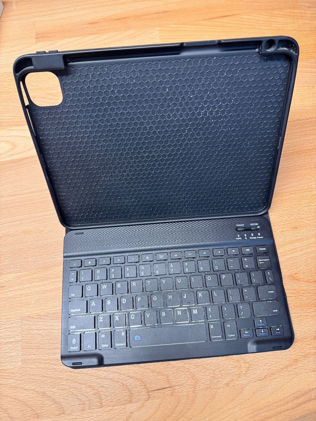 Tastiere: Tastatur zu iPad Air 11" – Usato da Oberägeri venduto da sifs