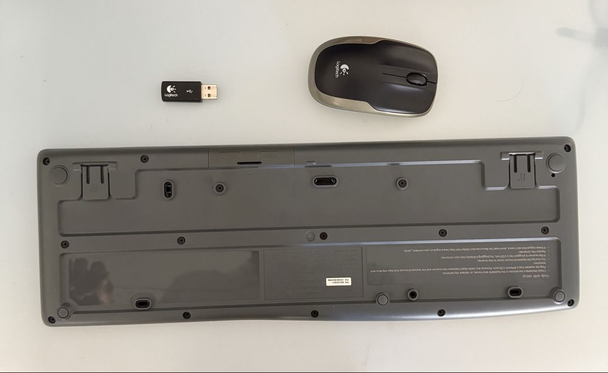 Logitech MK260 Combo: Kabellose Tastatur & Maus (Gebraucht) in ...
