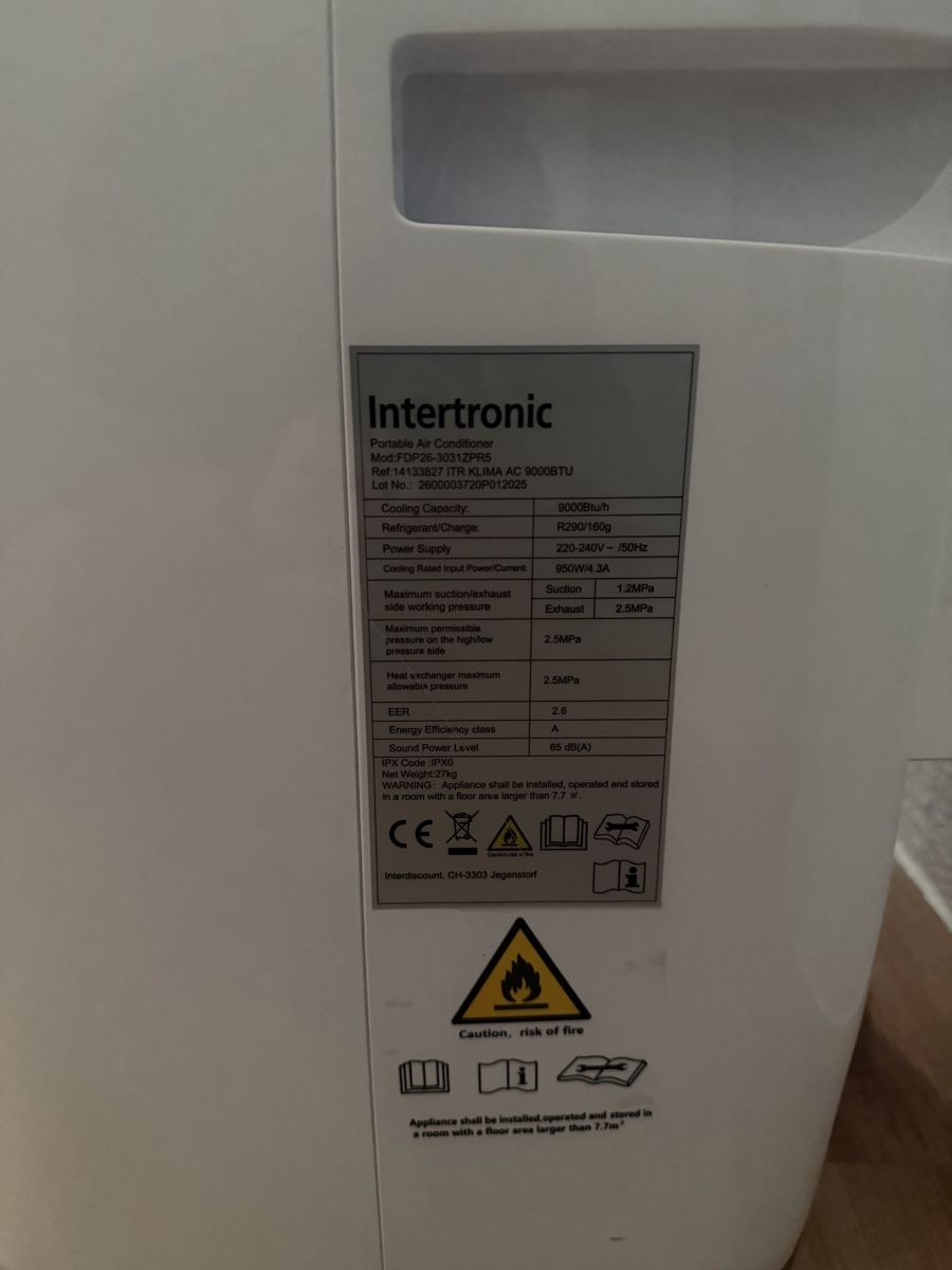 Climatiseurs: INTERTRONIC Klimagerät Mobile 9000 BTU/h – D'occasion à Henau par random111222333 3