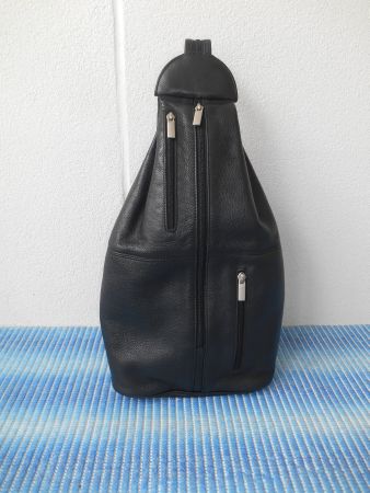 EM-EL Leder Rucksack /Umhängetasche