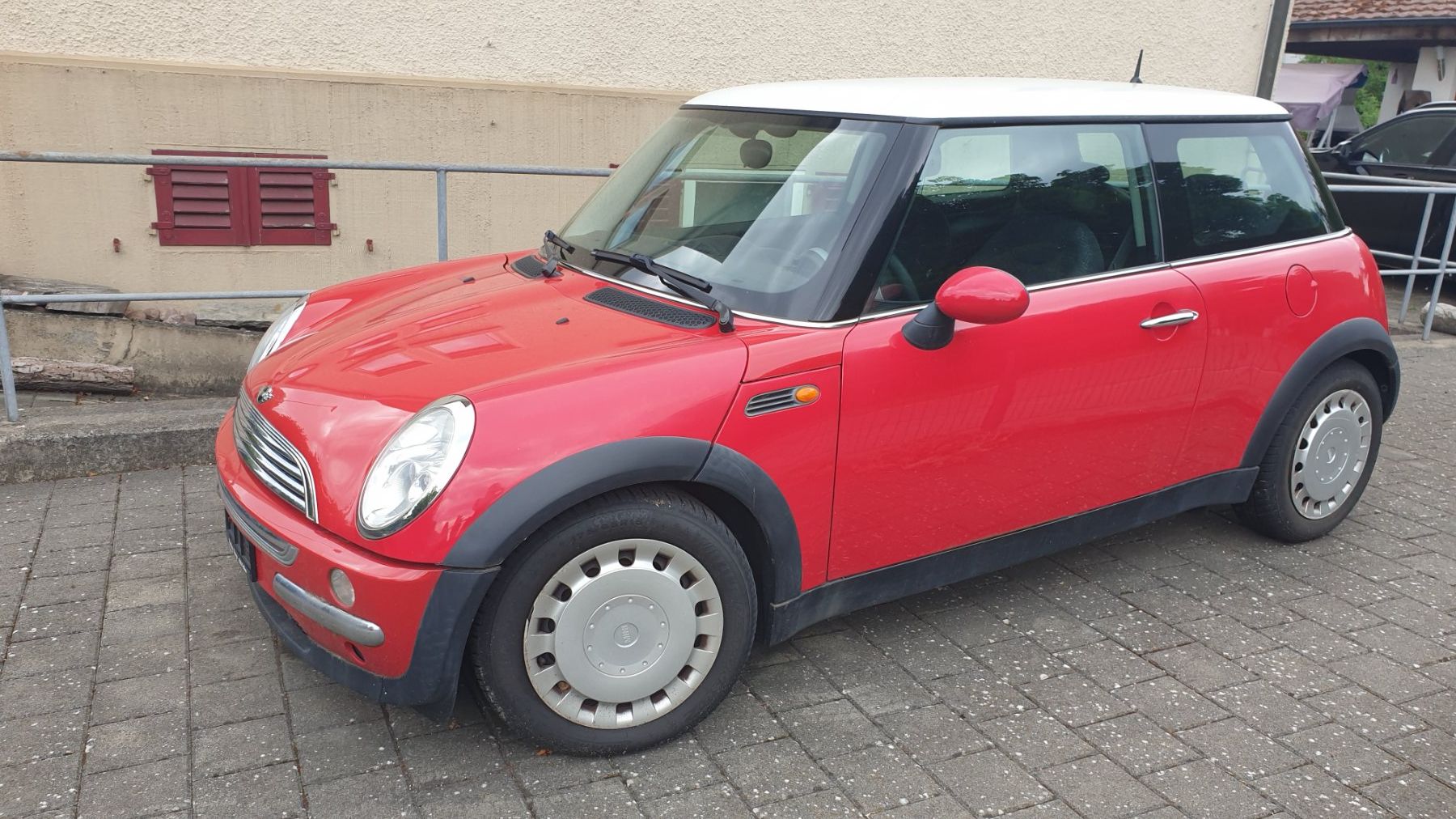 Mini Automobili: Mini Cooper  1600  Rot/Weiss – Usato da Müllheim Dorf venduto da Linus18 4
