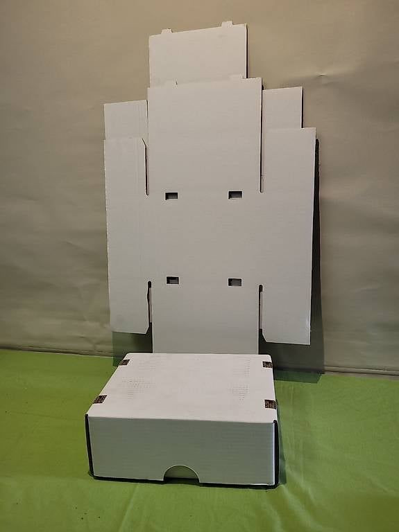 Cartoni: Cartons 2 dimensions dès 1.00 fr – Nuovo (secondo la descrizione) da Le Landeron venduto da Paul_Liquidations