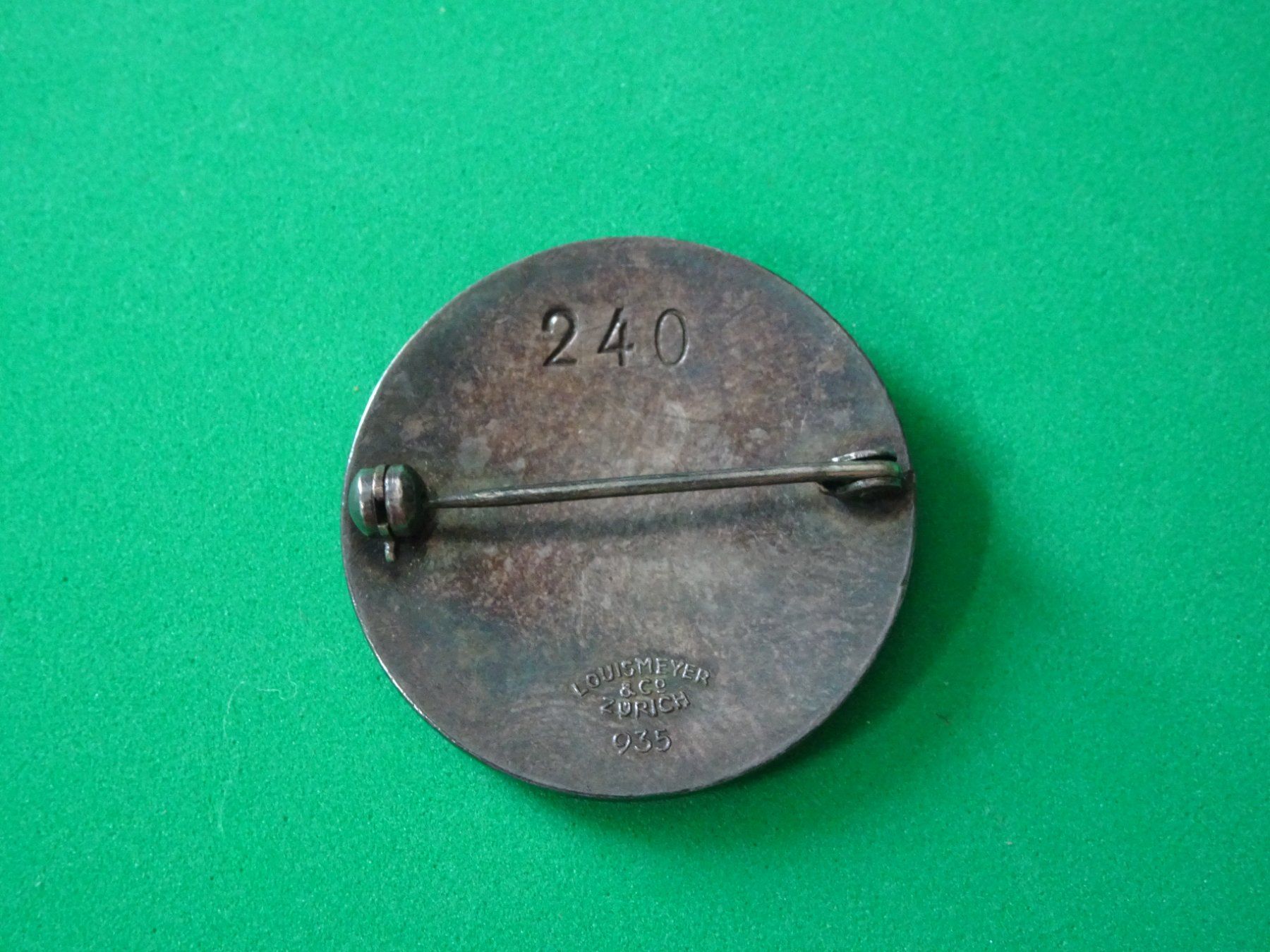 Spille & Fermagli: Brosche Silber 935 Abzeichen emailiert Schwesternhaus – Usato da Goldswil b. Interlaken venduto da troedlermarkt-goldsw 1