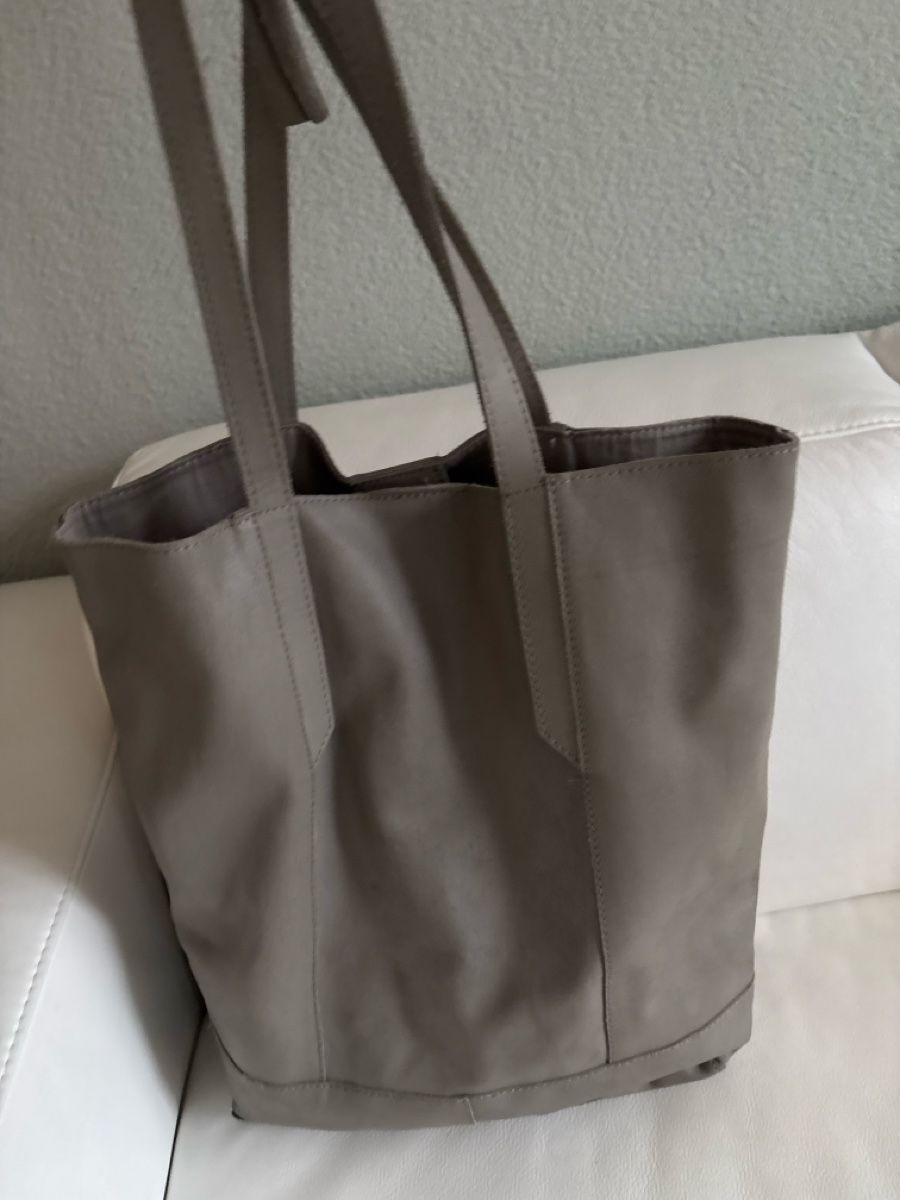 Borse da donna: ZIGN Shopper / Handtasche grau – Usato da Nebikon venduto da Draga25