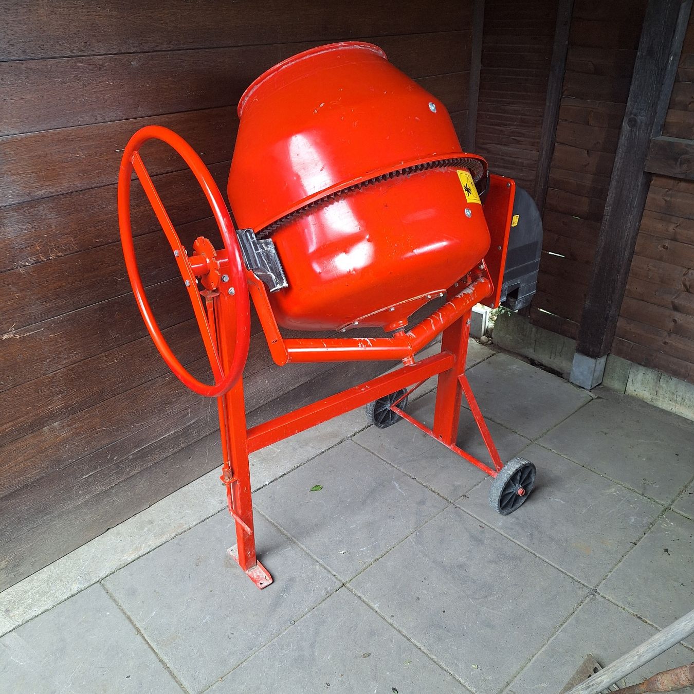 Tutte le macchine: Betonmischer  – Usato da Winterthur venduto da v-t88 6