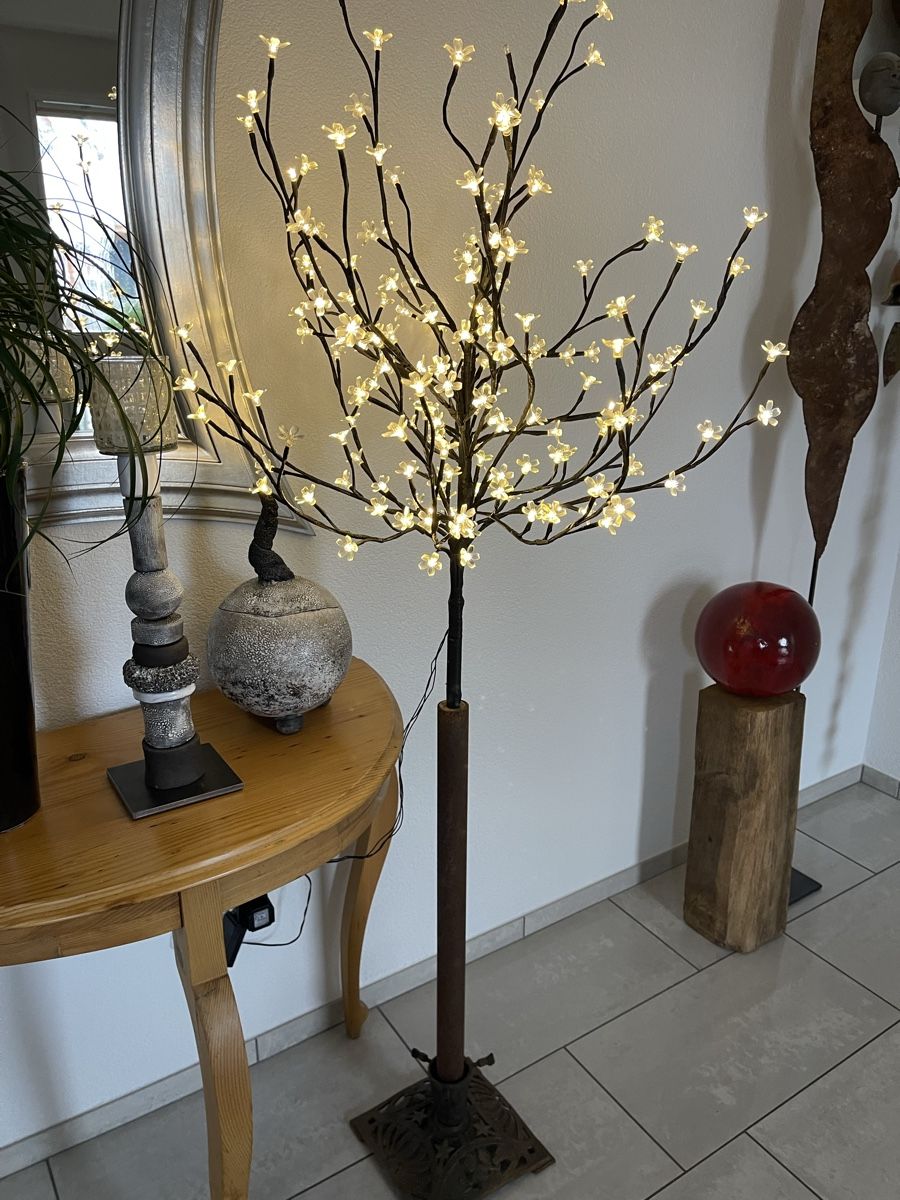 Tutte le decorazioni: Christbaumständer antik mit Baum – Usato da Weingarten-Kalth venduto da 53solti 5