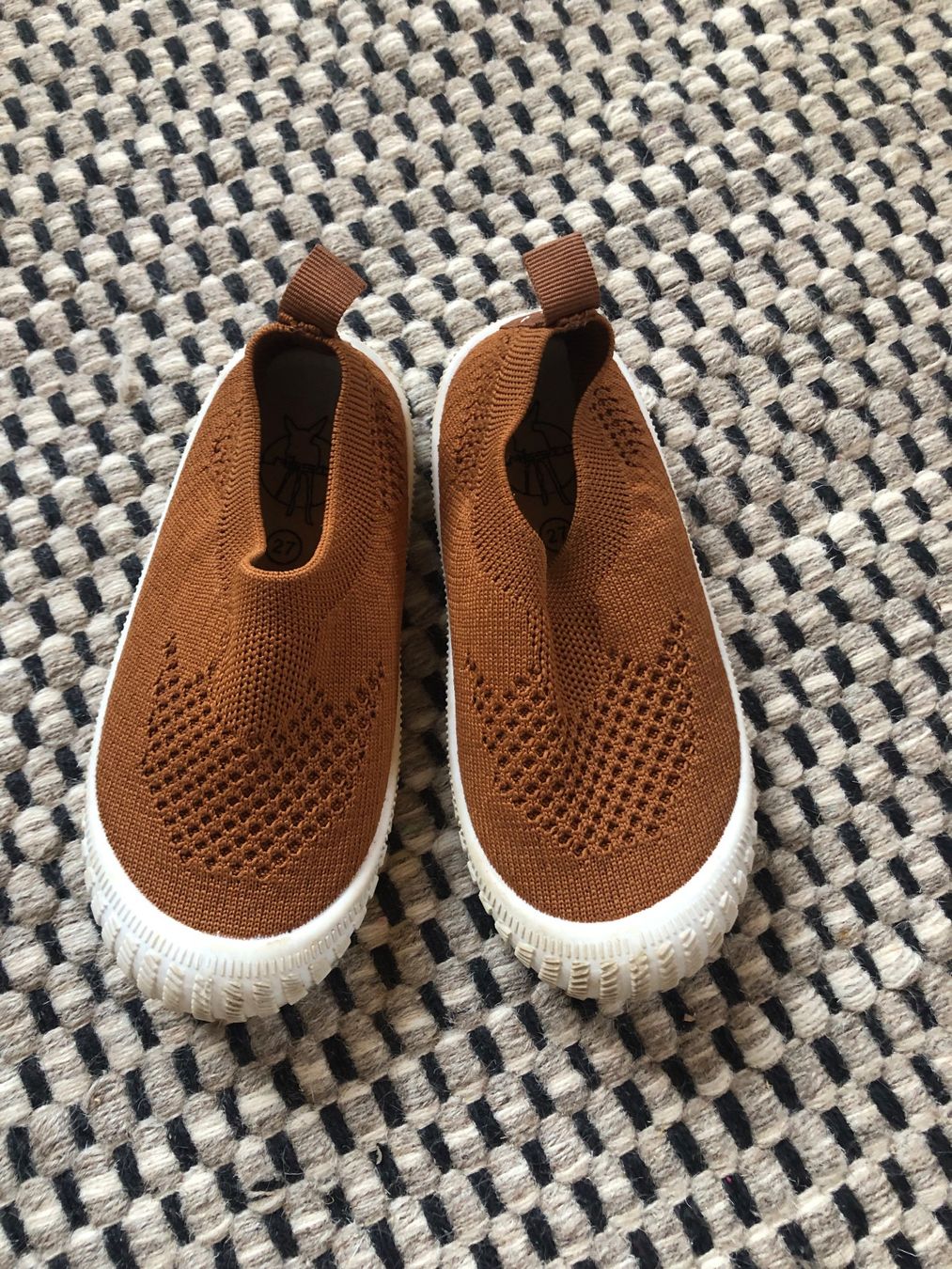 Scarpe per ragazzi: Komfortable Badeschuhe Gr. 27 – Usato da Adligenswil venduto da Jung83