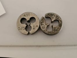 2 Stk M4 0.75 Fillieren