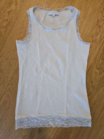 Top Mädchen/Damen Grösse 152 mit Spitze guter Zustand