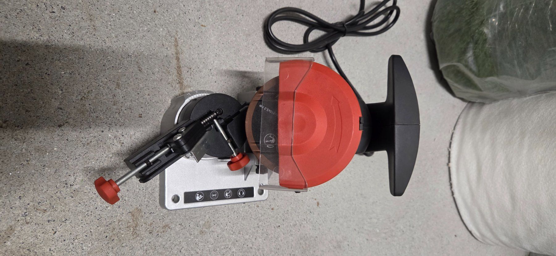 Toutes les machines: Sägekettenschärfgerät – D'occasion à Sattel par vet_2n86 1