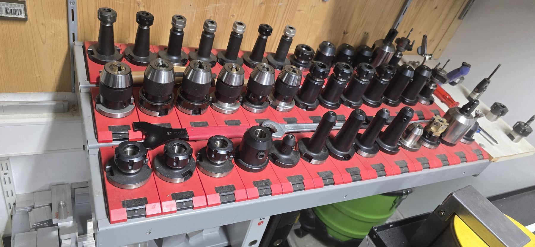 Tutte le macchine: CNC Fräsmaschine BF 46 TC – Usato da Täuffelen venduto da bko_5nyy 4