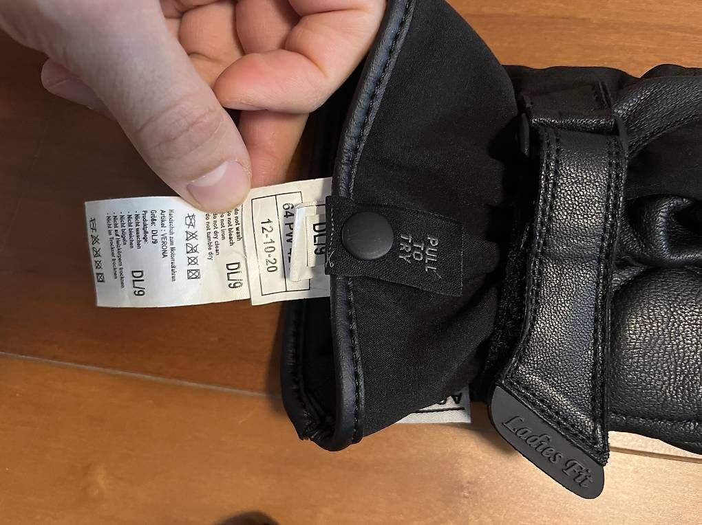 Gants & mitaines : Handschuhe – Neuf (Voir description) à Basel par Eidechse32 2