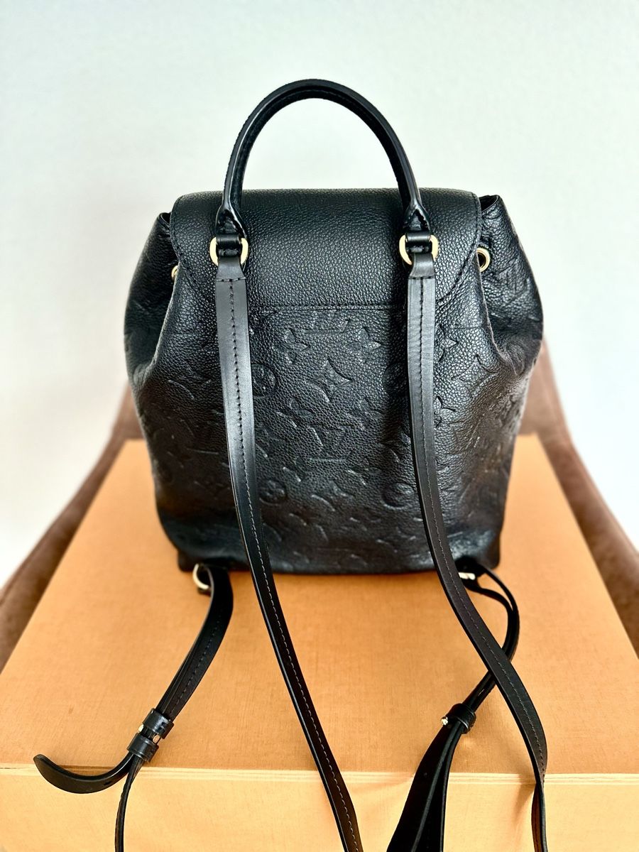Louis Vuitton Zaini: Original LV Montsouris PM – Usato da Buchs ZH venduto da Molly38 1