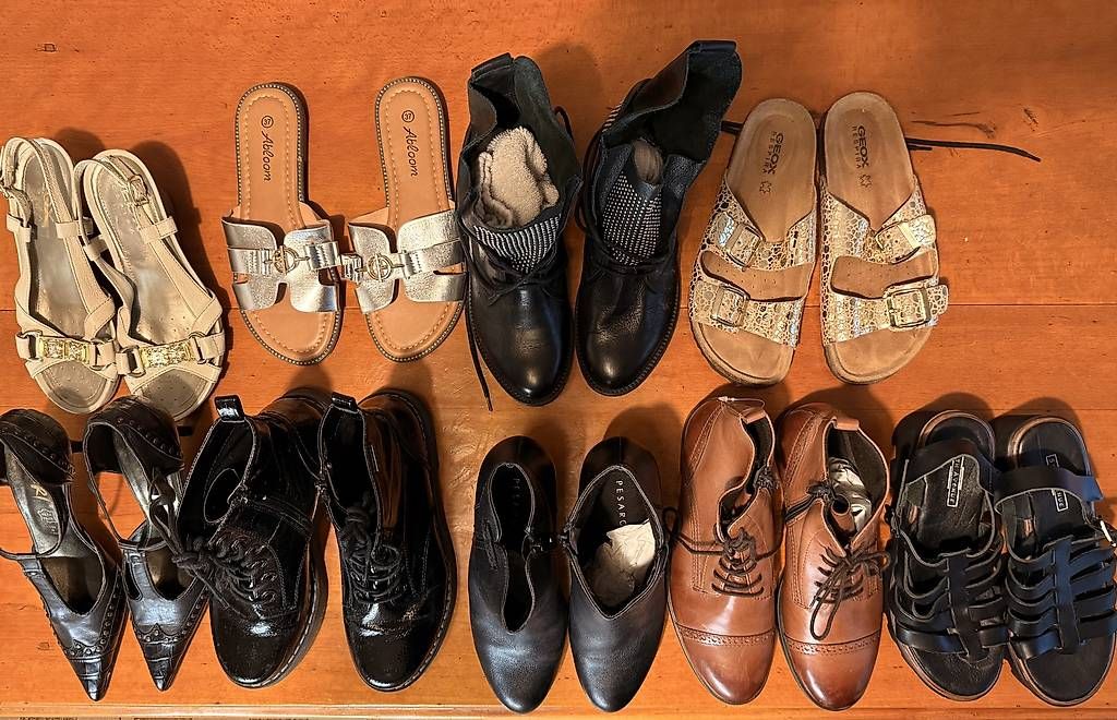 Scarpe da donna: Chaussures pour femme – Usato da Thônex venduto da donfuegoxx 2