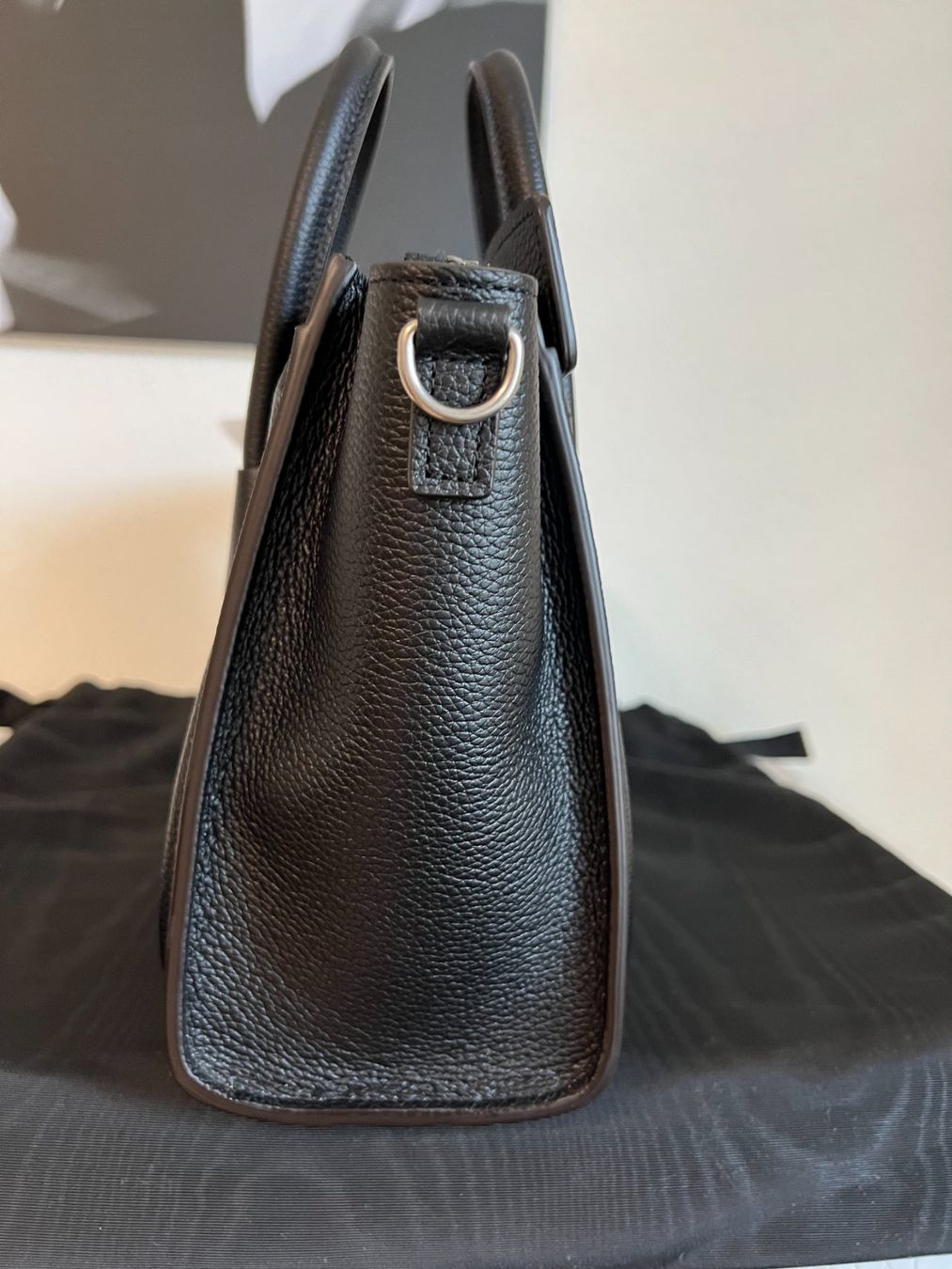 Celine Borse da donna: Céline Luggage Tote Nano schwarz – Usato da Winterthur venduto da Raschida79 5