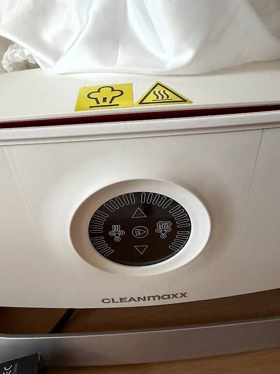 Cleanmaxx Ferri da stiro: Repasseuse automatique à chemises CLEANmaxx  neuf – Nuovo (secondo la descrizione) da Jussy venduto da AlexVend 1