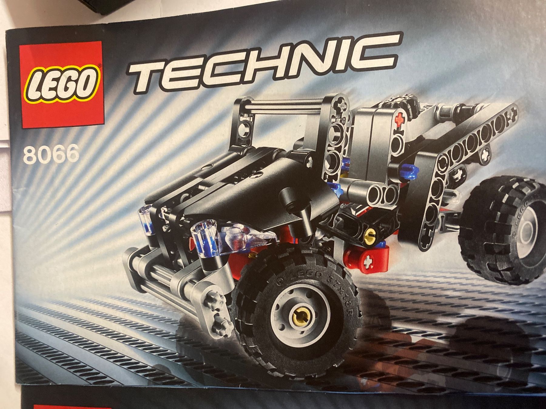 Lego Kit di costruzioni: Lego Technic 8066, Super Off Roader, complet, état top! – Usato da Le Brassus venduto da cinema13 1