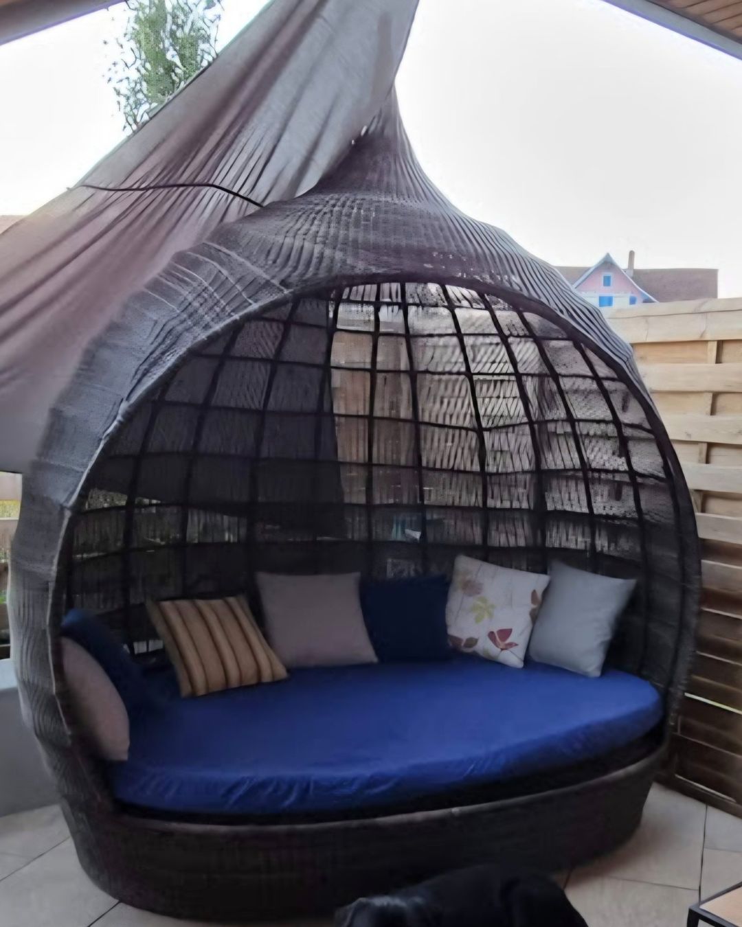 Viplounge Sofas: Rattan Lounge Insel Original – Gebraucht aus Fruthwilen von JanLoew95 2