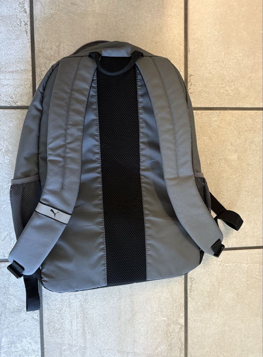 Puma Zaini: Puma Rucksack grau  – Usato da Reinach BL venduto da Passionata 2