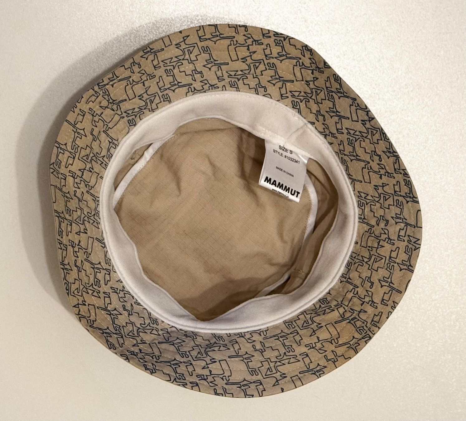 Mammut Copricapi, berretti & cappellini: Chapeau Bob MAMMUT, couleur beige, taille S – Nuovo e nell'imballaggio originale da Genève venduto da OnSale 1