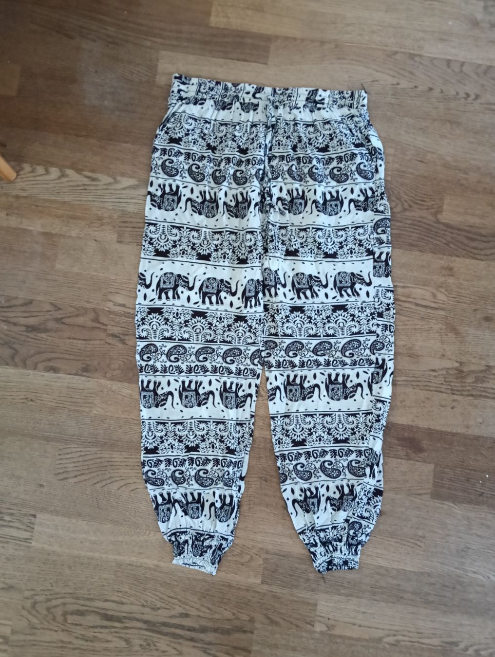 Pantaloni: Sommerhose Gr. L... – Usato da Uetendorf venduto da Koh0