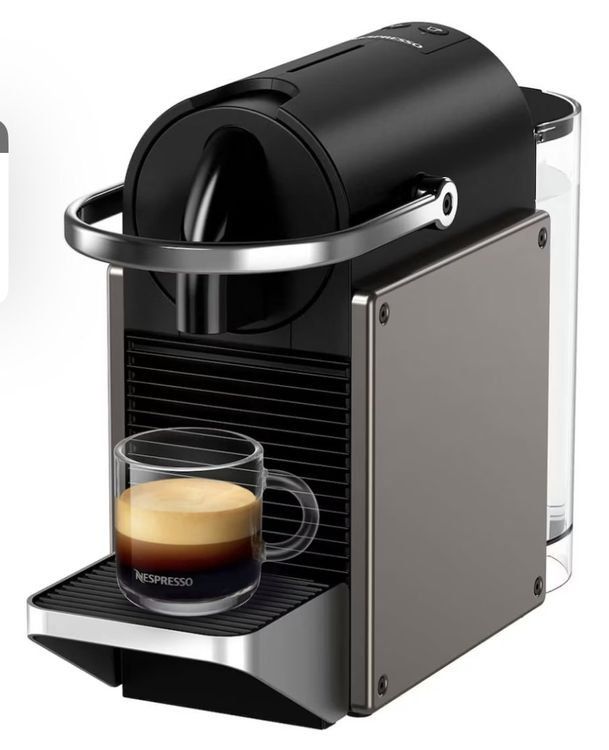 Machines à café & Machines à expresso: NESPRESSO PIXIE TITAN – D'occasion à Hochdorf par Maxii