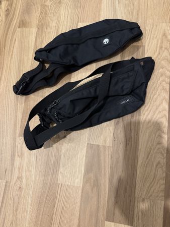 2 Bauchtaschen Forclaz und Quechua schwarz gebraucht
