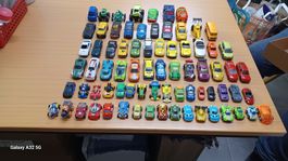Spieltzeugautos Konvolut ca.70 Stück bespielt.