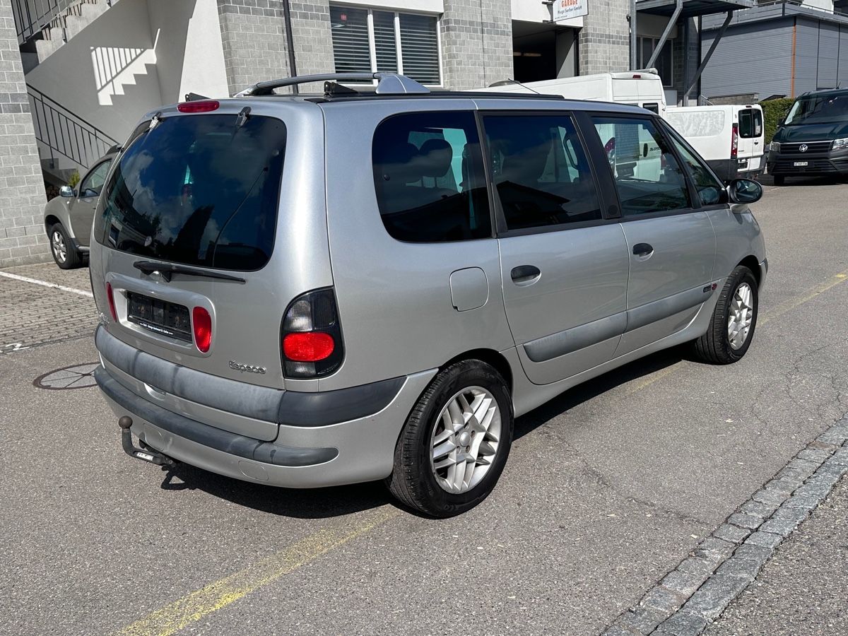 Renault Autos: RENAULT Espace 3.0 – Gebraucht aus Balterswil von 899 2