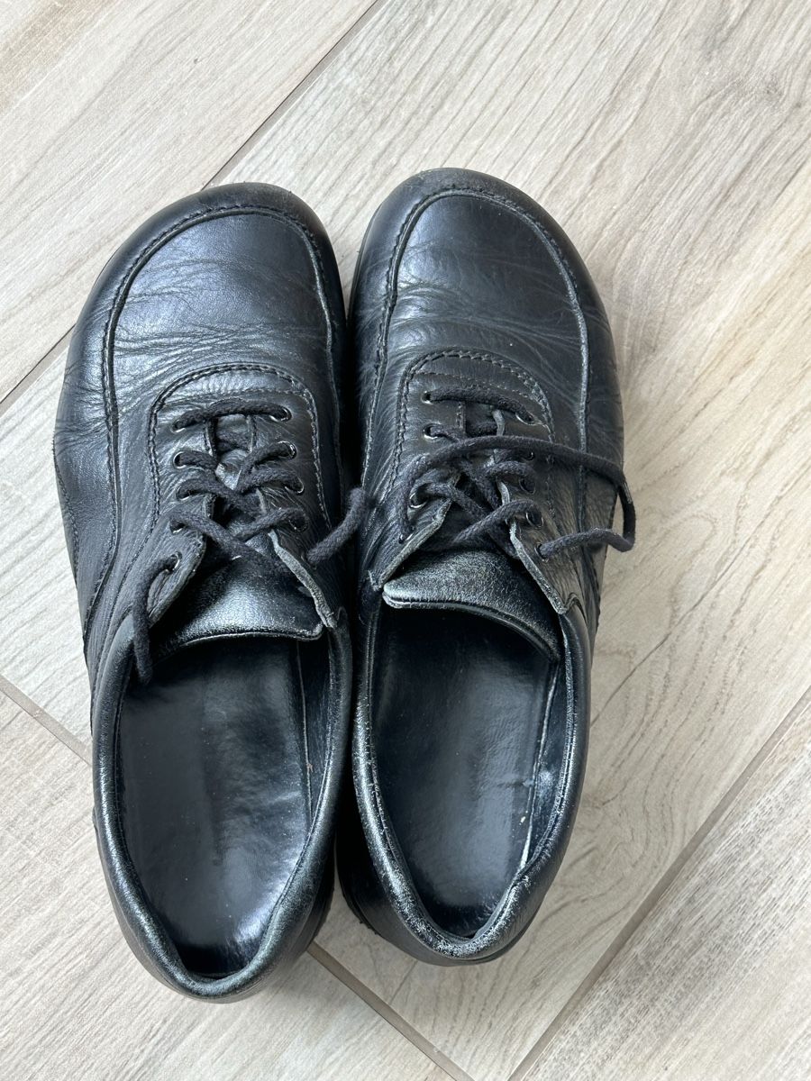 Vibram Herrenschuhe: Herrenschuhe, Gr42 -Marke Vibram – Gebraucht aus Bürglen UR von Amdeko 2