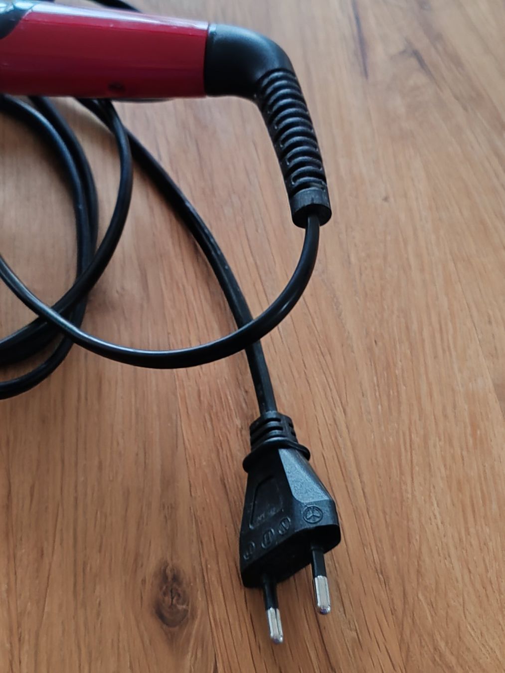 Remington Piastre & Arricciacapelli: Neuer REMINGTON-Lockenstab – Nuovo (secondo la descrizione) da Egnach venduto da bgdo26 3