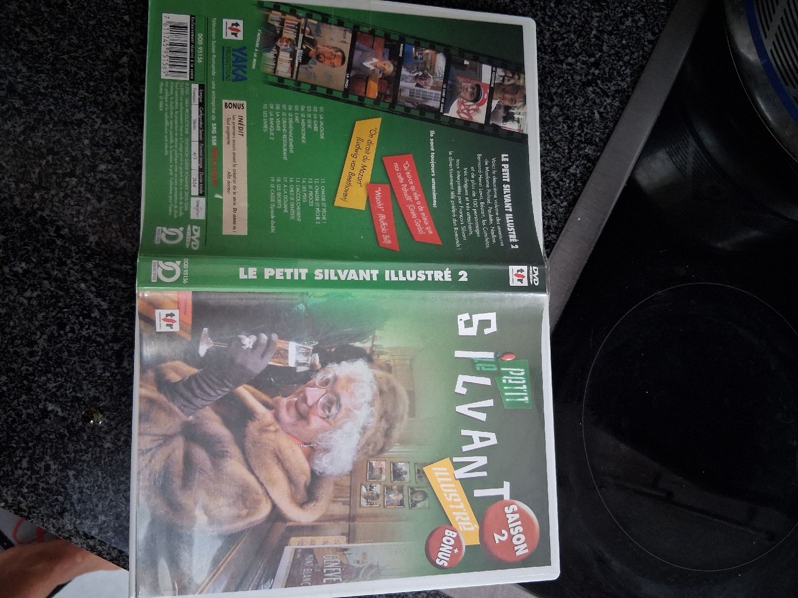 Tous les DVDs: petit silvant illustré saison 2 – D'occasion à St-Cergue par VeganWarrior