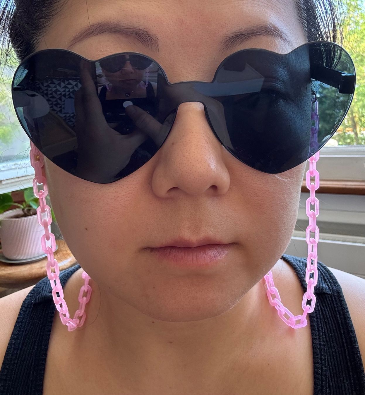 Brillen & Gläser: Fun hearted shaped black sunglasses – Gebraucht aus Zürich von kri_zhv2