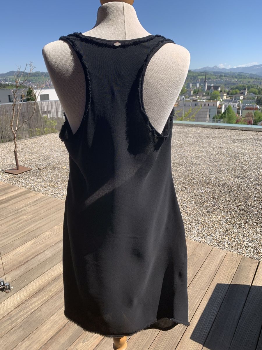 Liviana Conti Vestiti: Kleid von Liviana Conti – Usato da Abtwil SG venduto da Fechtili