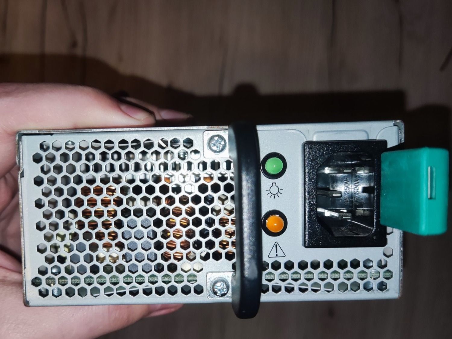 Elektronikbauteile: Servernetzteil Delta 1050W DPS-1000DB A 12V 87.5A – Gebraucht aus Büren SO von Asadn 1