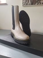 Pinko Lederstiefelette Gr39, Originalschachtel u Staubbeutel