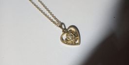 Collier avec pendantif coeur plaqué or