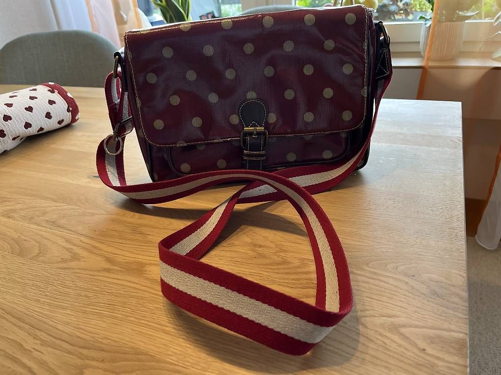 Borse da donna: Schöne Tasche der Marke"Tulip" – Usato da Zürich venduto da ZSC01