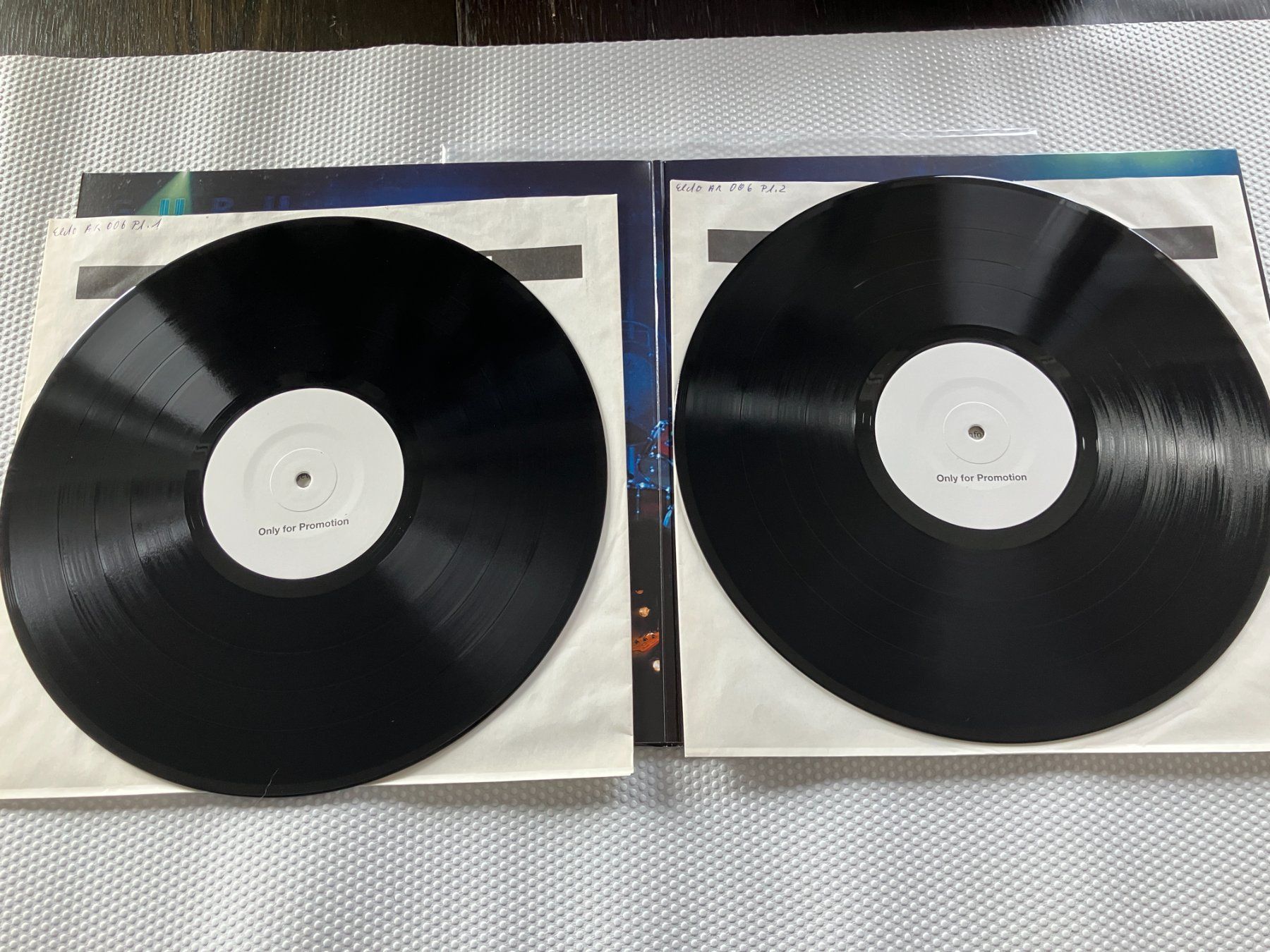 Dischi in vinile: Guru Guru – Usato da Aarwangen venduto da Jukebox3 8