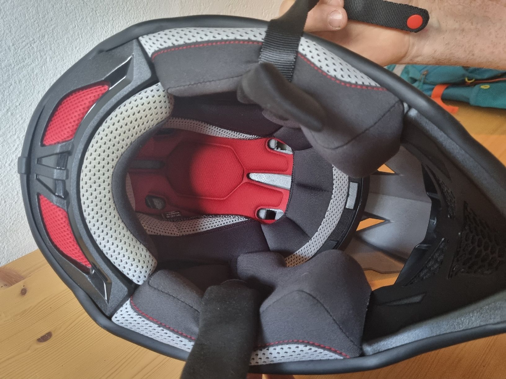 Caschi & visiere: Motocross/Downhill/Enduro Helm – Usato da Effretikon venduto da Waffelschnitte 5
